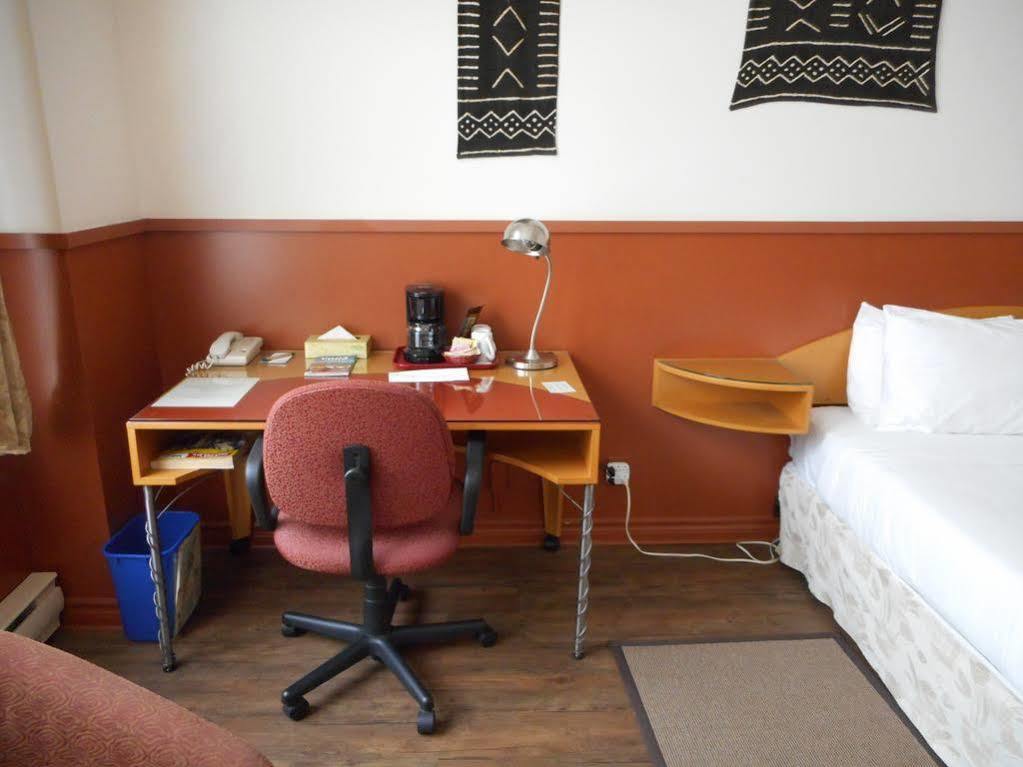 Hotel Du Jardin - Par Les Lofts Vieux-Quebec ภายนอก รูปภาพ