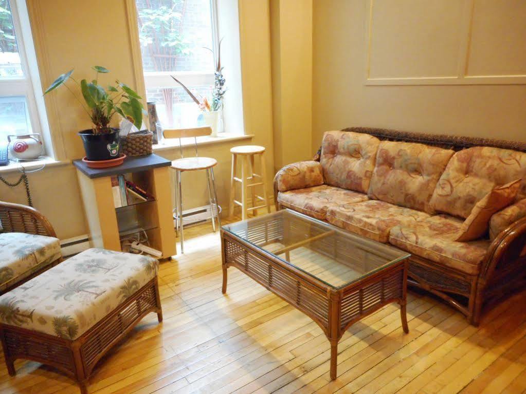 Hotel Du Jardin - Par Les Lofts Vieux-Quebec ภายนอก รูปภาพ